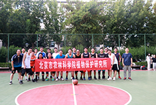 我所与市农业农村局举行篮球友谊赛